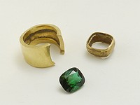 Goldring mit grünem Turmalin