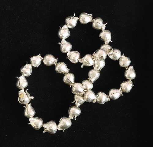 Collar de flores, grandes